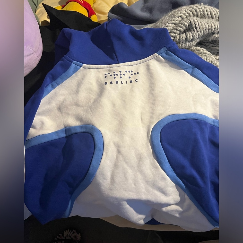 Berlinc Sweatshirt (TikTok)